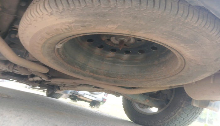 2016 Mahindra XUV500 W10 AT, Diesel, Automatic, 76,528 km, tyre