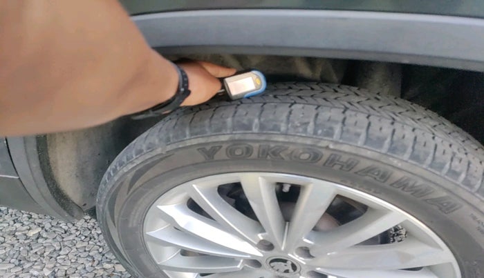 2017 Skoda Kodiaq STYLE 2.0 TDI 4X4 AT, Diesel, Automatic, 1,55,753 km, tyre