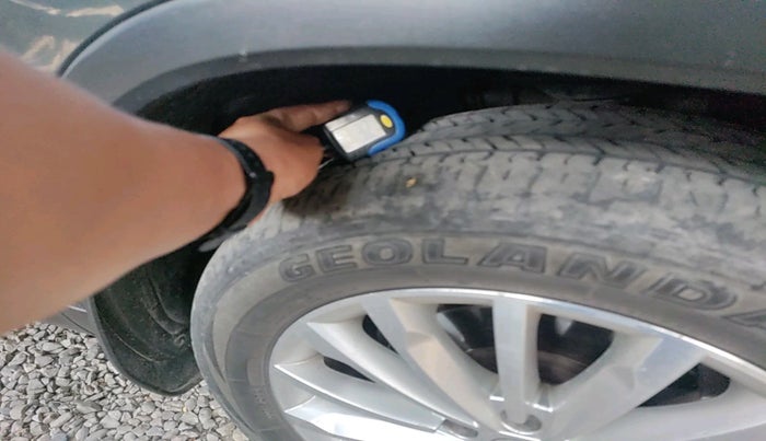 2017 Skoda Kodiaq STYLE 2.0 TDI 4X4 AT, Diesel, Automatic, 1,55,753 km, tyre