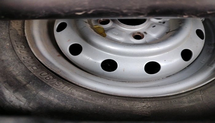 2016 Maruti Wagon R 1.0 LXI CNG, Petrol, Manual, 78,891 km, tyre