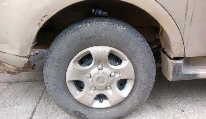 2010 Mahindra Xylo E4 BS-III, Diesel, Manual, 1,62,384 km, tyre