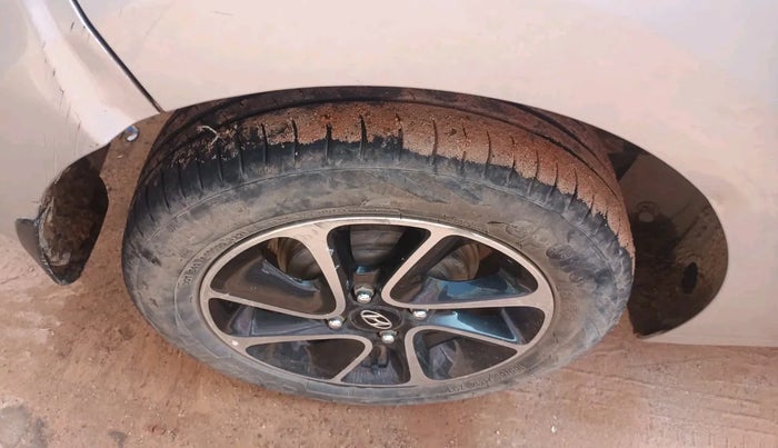 2017 Hyundai Grand i10 ASTA U2 1.2 CRDI, Diesel, Manual, 16,048 km, tyre