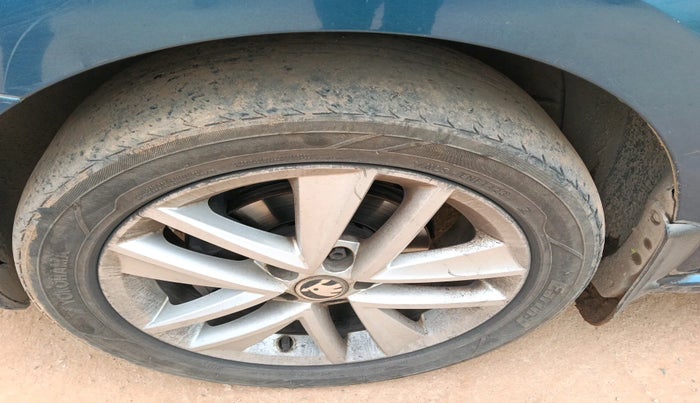 2017 Skoda Rapid STYLE 1.5 TDI AT, Diesel, Automatic, 1,45,978 km, tyre