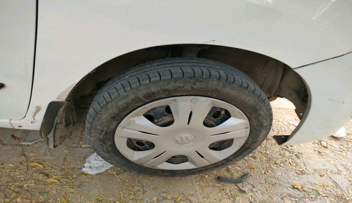 2016 Maruti Wagon R 1.0 VXI, Petrol, Manual, 99,348 km, tyre