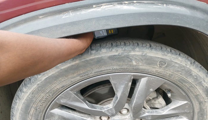 2019 KIA SELTOS HTX 1.5 DIESEL, Diesel, Manual, 1,45,594 km, tyre