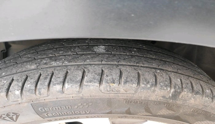 2017 Honda WR-V 1.5L I-DTEC VX MT, Diesel, Manual, 60,564 km, tyre