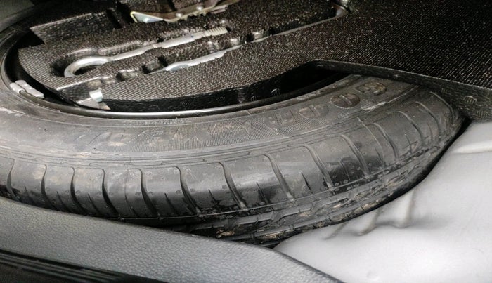 2017 Honda WR-V 1.5L I-DTEC VX MT, Diesel, Manual, 60,564 km, tyre