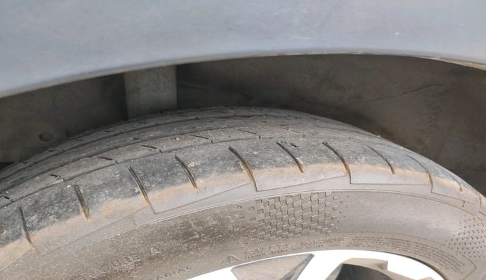 2017 Honda WR-V 1.5L I-DTEC VX MT, Diesel, Manual, 60,564 km, tyre