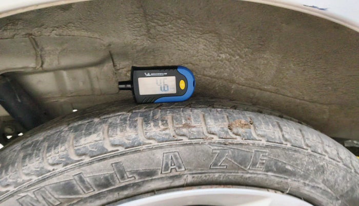 2018 Maruti Wagon R 1.0 VXI AMT, Petrol, Automatic, 10,310 km, tyre