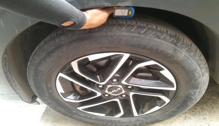 2023 KIA CARENS  PRESTIGE PLUS 1.5 TURBO PETROL DCT 7 STR, Petrol, Automatic, 30,264 km, tyre