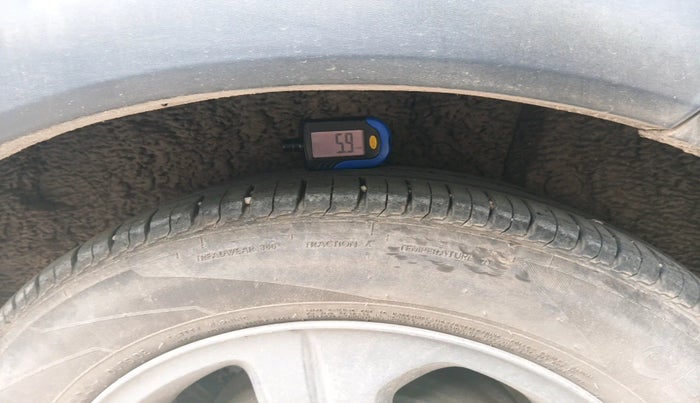 2015 Renault Lodgy 110 PS RXZ STEPWAY 7 STR, Diesel, Manual, 78,000 km, tyre