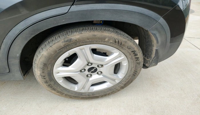 2023 KIA SONET HTK PLUS 1.2 PETROL MT, Petrol, Manual, 16,771 km, tyre