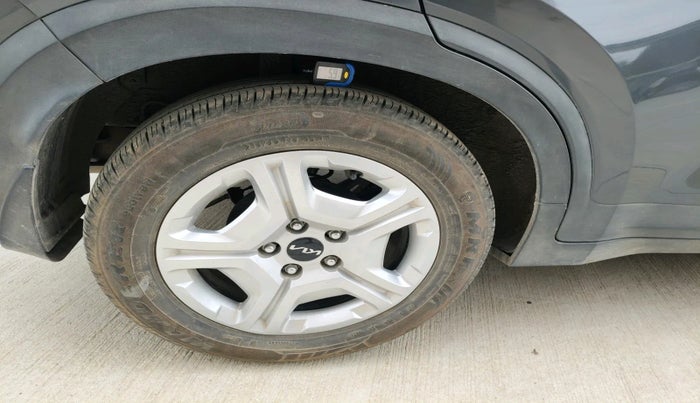 2023 KIA SONET HTK PLUS 1.2 PETROL MT, Petrol, Manual, 16,771 km, tyre