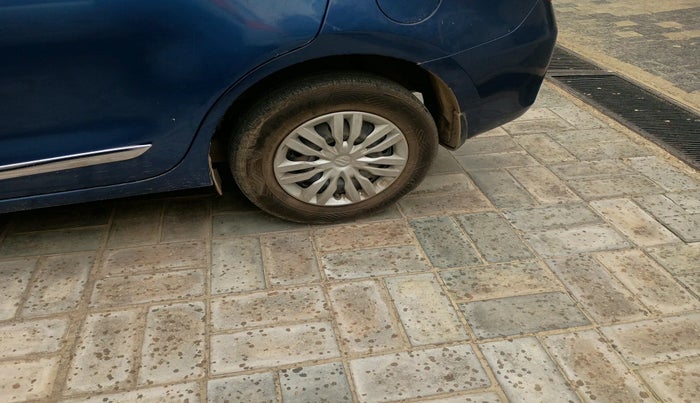 2017 Maruti Dzire VXI, Petrol, Manual, 79,386 km, tyre