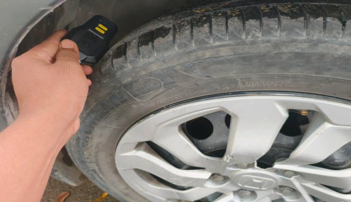 2017 Honda BR-V 1.5L I-VTEC S, Petrol, Manual, 1,32,914 km, tyre