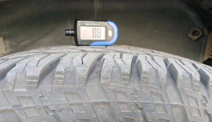 2022 Mahindra Thar LX HT PETROL 4WD MT, Petrol, Manual, 77,709 km, tyre