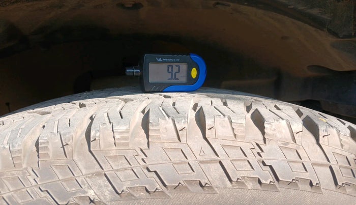 2022 Mahindra Thar LX HT PETROL 4WD MT, Petrol, Manual, 77,709 km, tyre