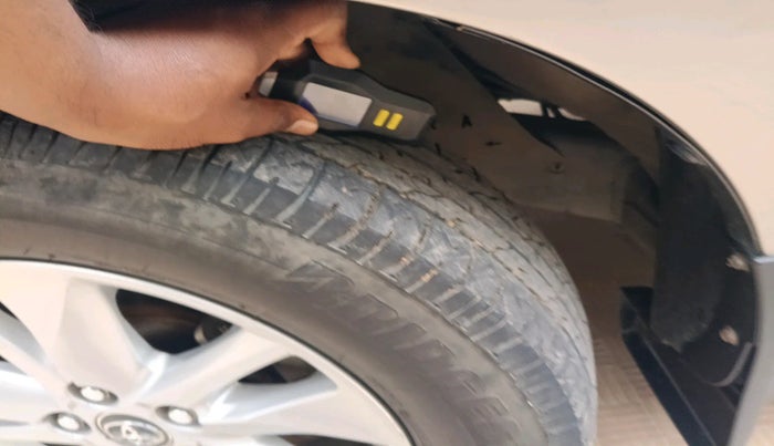 2018 Toyota Innova Crysta 2.4 VX 7 STR, Diesel, Manual, 1,03,000 km, tyre