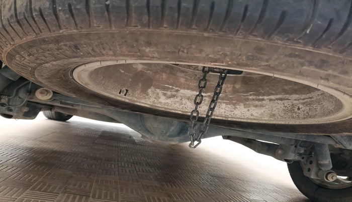 2018 Toyota Innova Crysta 2.4 VX 7 STR, Diesel, Manual, 1,03,000 km, tyre