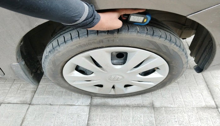 2012 Maruti Wagon R 1.0 VXI, Petrol, Manual, 67,359 km, tyre