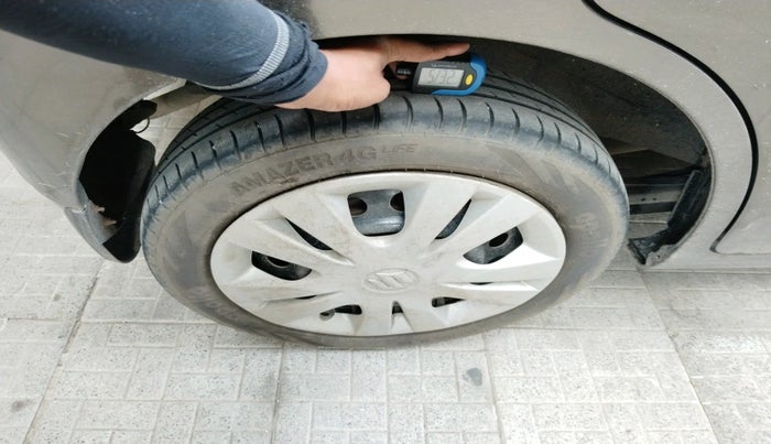 2012 Maruti Wagon R 1.0 VXI, Petrol, Manual, 67,359 km, tyre