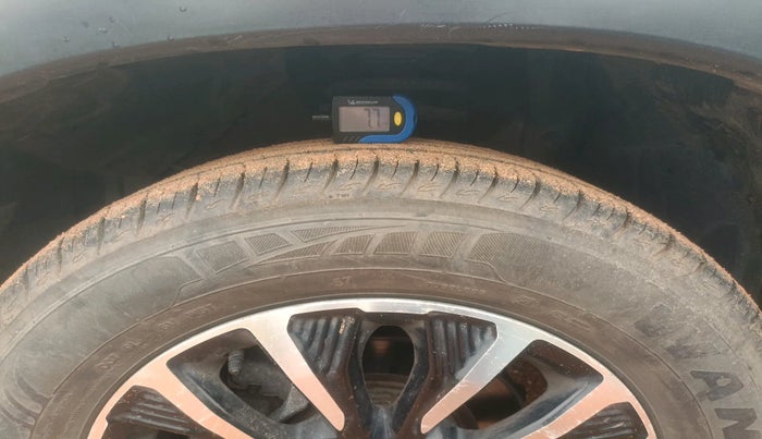 2020 Maruti Vitara Brezza ZXI PLUS, Petrol, Manual, 1,02,339 km, tyre