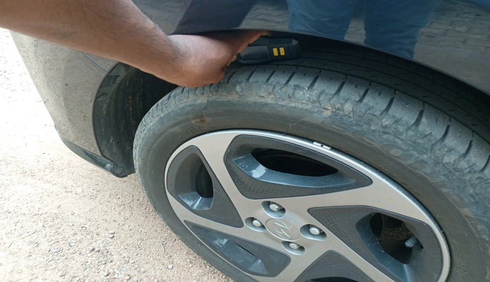 2022 Hyundai Verna S PLUS 1.5 VTVT, Petrol, Manual, 37,147 km, tyre