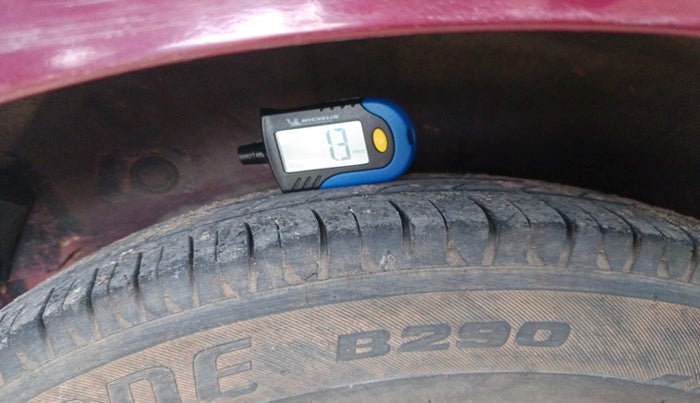 2014 Hyundai i10 SPORTZ 1.1 LPG, Petrol, Manual, 96,411 km, tyre