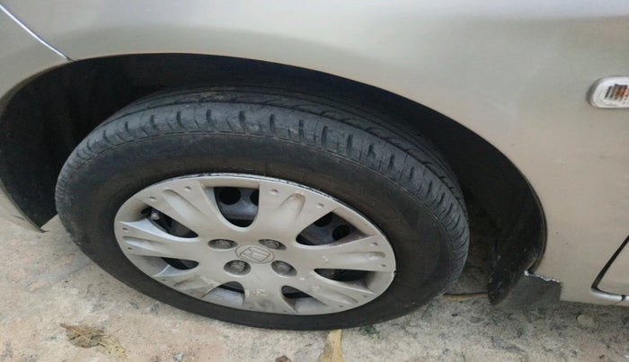 2014 Honda Brio S MT, Petrol, Manual, 74,659 km, tyre