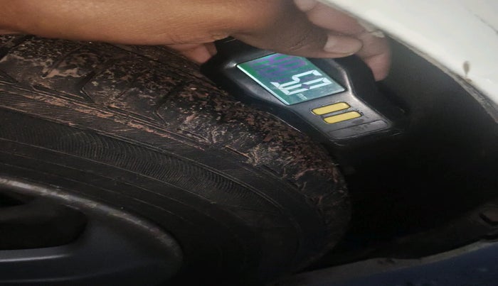 2016 Honda City 1.5L I-DTEC VX, Diesel, Manual, 1,12,287 km, tyre