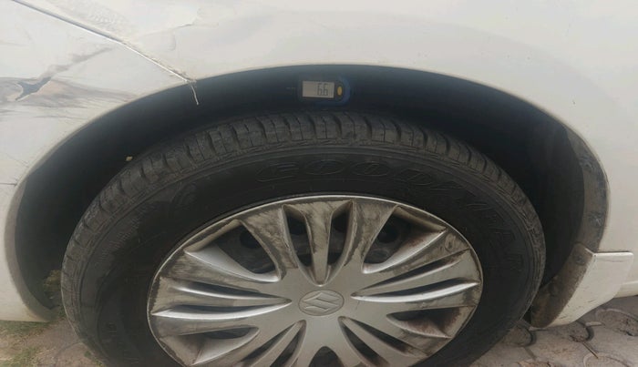 2013 Maruti Ertiga VXI, Petrol, Manual, 63,818 km, tyre