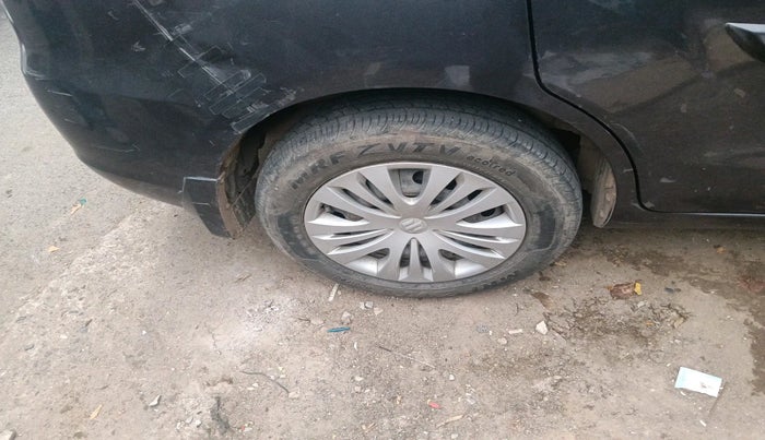 2013 Maruti Ertiga VXI CNG, Petrol, Manual, 1,26,455 km, tyre