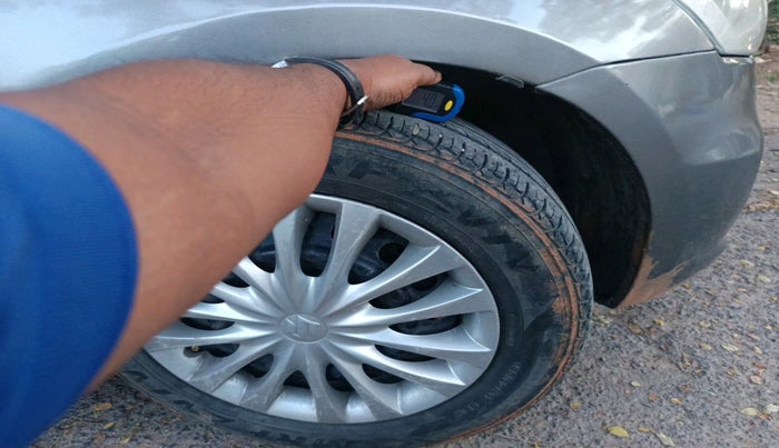 2016 Maruti Ciaz VDI+ SHVS, Diesel, Manual, 90,319 km, tyre