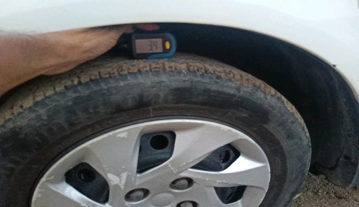 2016 Honda Amaze 1.2L I-VTEC S, Petrol, Manual, 68,605 km, tyre