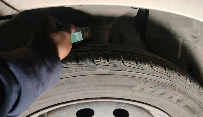 2011 Tata Indica Vista VX QUADRAJET, Diesel, Manual, 1,88,585 km, tyre