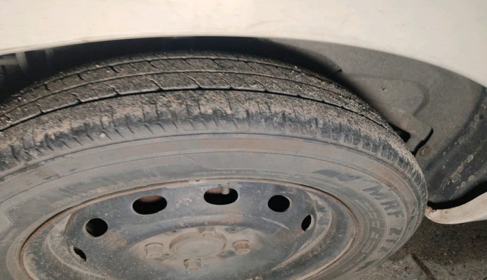 2011 Tata Indica Vista VX QUADRAJET, Diesel, Manual, 1,88,585 km, tyre