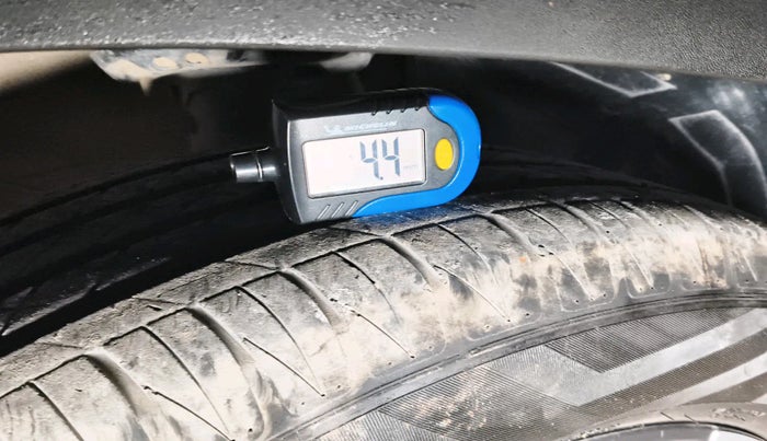 2021 KIA SONET HTX 1.0 IMT, Petrol, Manual, 73,836 km, tyre