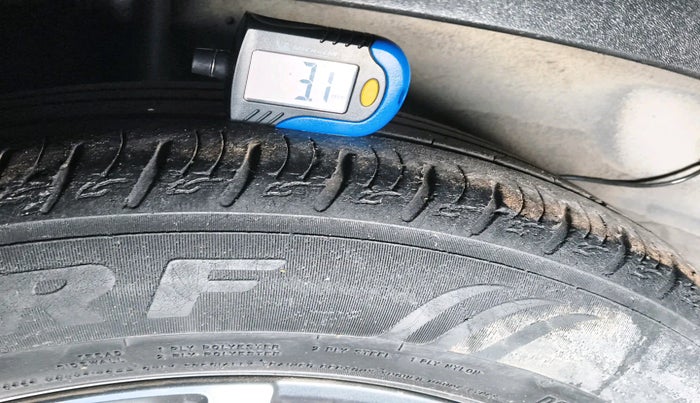 2021 KIA SONET HTX 1.0 IMT, Petrol, Manual, 73,836 km, tyre