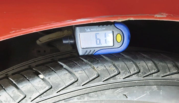 2010 Hyundai i10 MAGNA 1.2, Petrol, Manual, 56,395 km, tyre