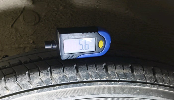 2010 Hyundai i10 MAGNA 1.2, Petrol, Manual, 56,395 km, tyre