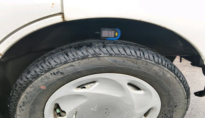 2011 Maruti Eeco 5 STR WITH A/C+HTR CNG, Petrol, Manual, 2,87,655 km, tyre