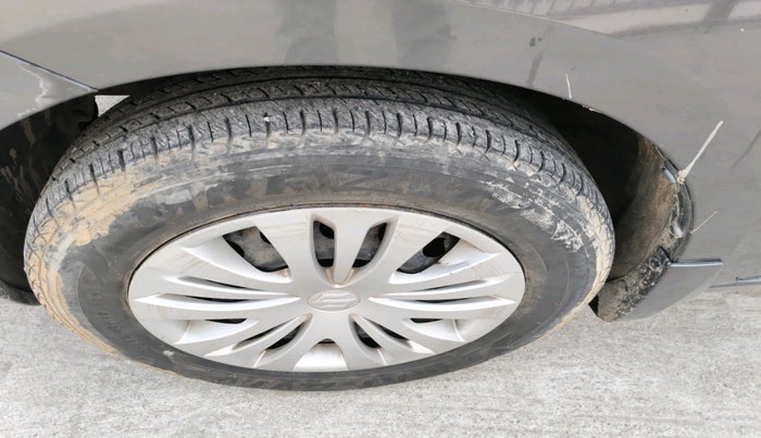 2014 Maruti Ertiga VDI, Diesel, Manual, 1,25,047 km, tyre