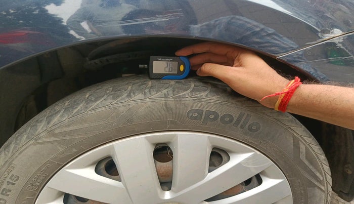 2015 Volkswagen Polo COMFORTLINE 1.2L, Petrol, Manual, 44,539 km, tyre