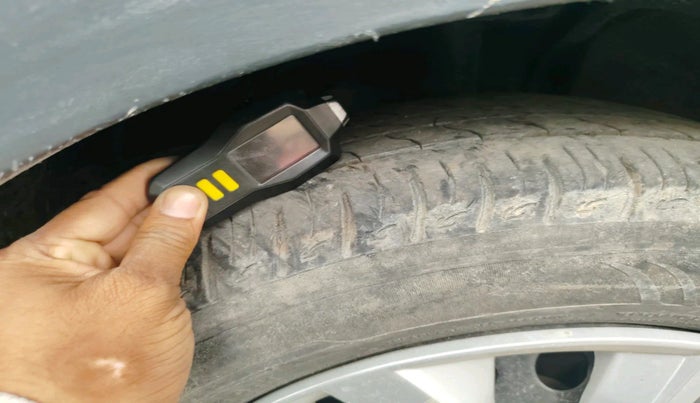 2017 Tata NEXON XT DIESEL, Diesel, Manual, 88,671 km, tyre