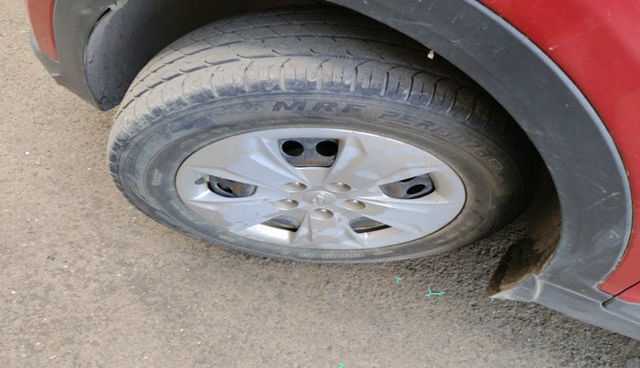 2015 Hyundai Creta S 1.6 PETROL, Petrol, Manual, 1,14,858 km, tyre