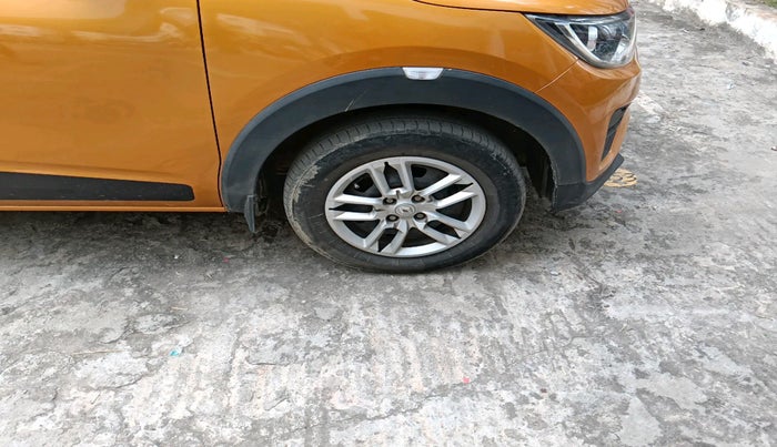 2019 Renault TRIBER RXL MT, Petrol, Manual, 33,661 km, tyre