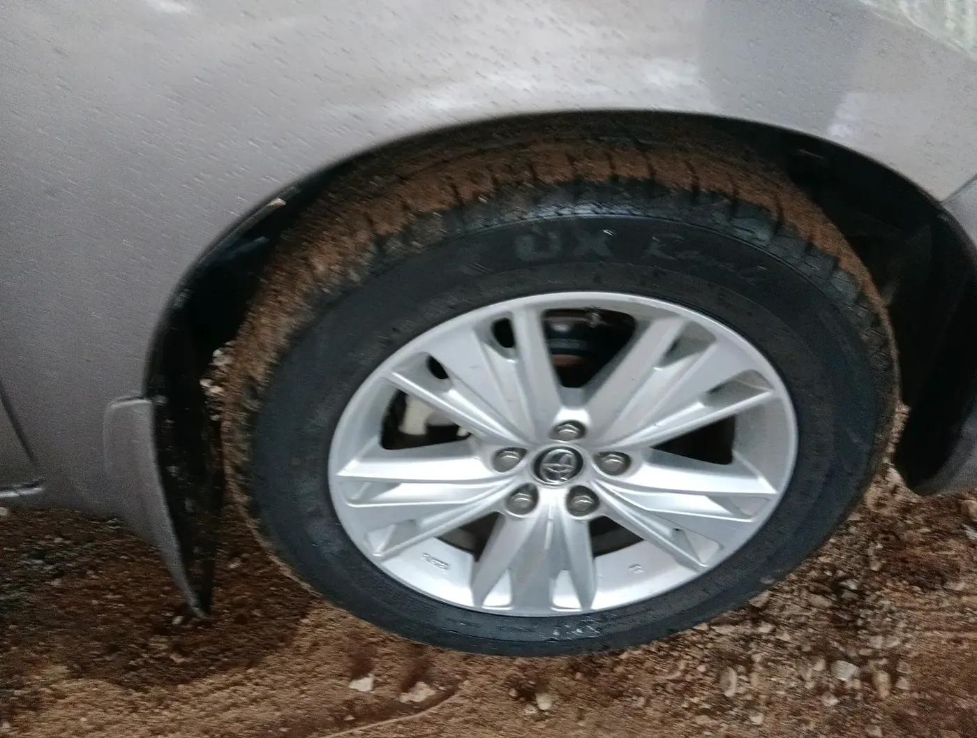 2019 Toyota Innova Crysta 2.4 ZX 7 STR, Diesel, Manual, 1,26,664 km, tyre