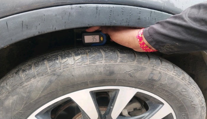 2021 Maruti S Cross ZETA 1.5, Petrol, Manual, 35,619 km, tyre