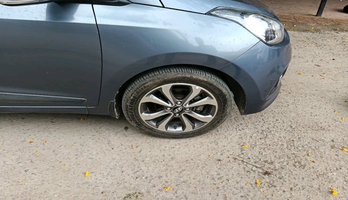 2016 Hyundai Xcent SX 1.2 (O), Petrol, Manual, 82,460 km, tyre