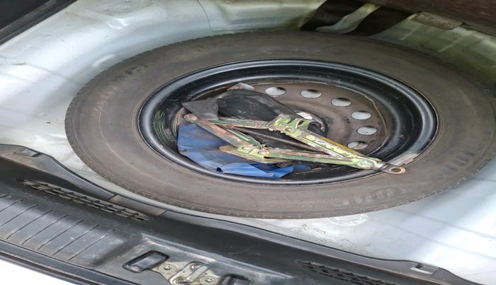 2013 Hyundai i20 ERA 1.2, Petrol, Manual, 73,141 km, tyre